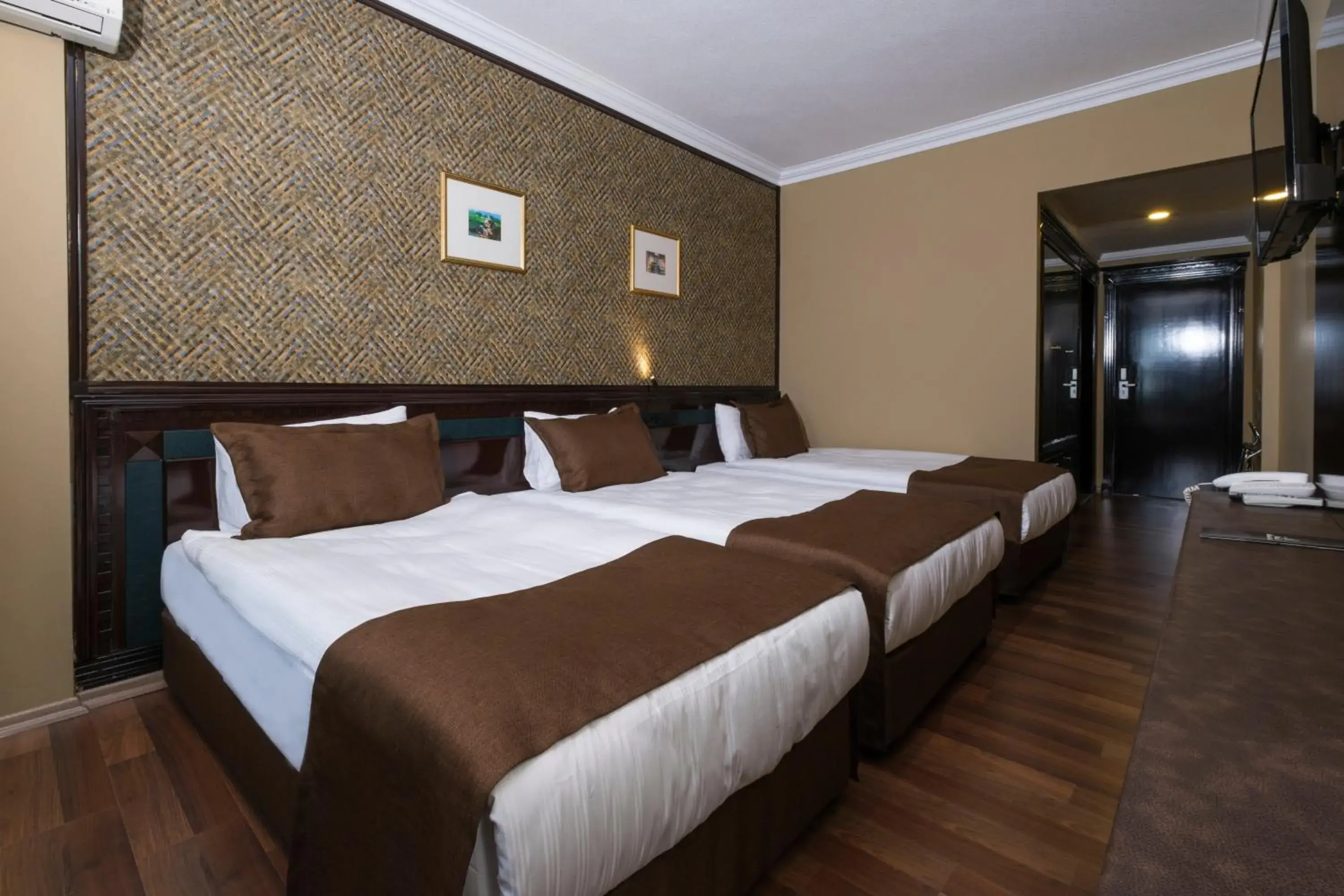 Bed in Balikcilar Hotel